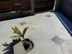 BETON BALAYE DECORATIF LES AVIRONS 73593247