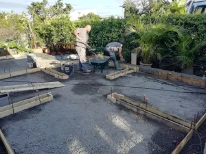 Terrasse et allées piétonnes en béton empreinte et béton balayé 6