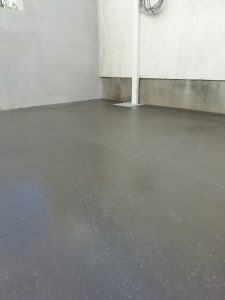 béton lissé hélicoptère non coloré 77769844