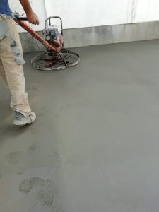 béton lissé hélicoptère non coloré 85263690